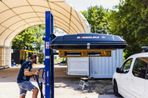 Dachzelt-Einlagerungsservice